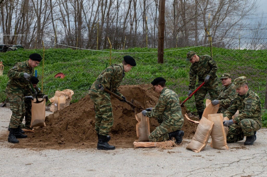 Βίντεο με τον τεράστιο όγκο νερού που απελευθερώνεται από τη Βουλγαρία και καταλήγει στον Έβρο, μάχη με το χρόνο για τις πλημμύρες