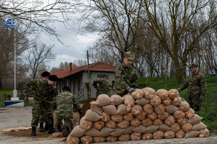 Βίντεο με τον τεράστιο όγκο νερού που απελευθερώνεται από τη Βουλγαρία και καταλήγει στον Έβρο, μάχη με το χρόνο για τις πλημμύρες