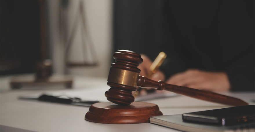 Ο Νορβηγός συνελήφθη, ο Πακιστανός έχασε το άσυλο: Οι «σκοτεινές» διαδρομές δύο ακτιβιστών που έδρασαν στην Ελλάδα
