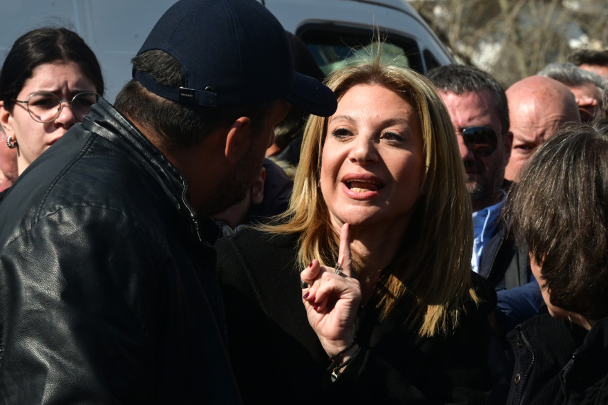 Γιατί δεν μίλησε η Καρυστιανού στο συλλαλητήριο για τα Τέμπη, τι συνέβη με το Σύλλογο Συγγενών, ο διάλογος με Ρούτσι