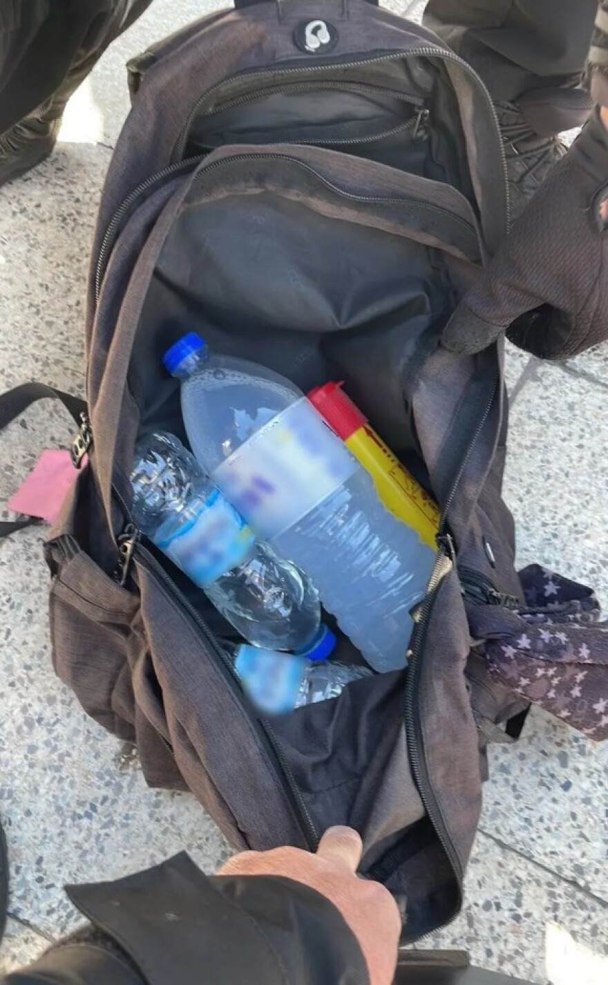 ΕΛΑΣ: 19 συλλήψεις στην Αθήνα και 5 στην Θεσσαλονίκη σε επεισόδια μετά τα συλλαλητήρια για τα Τέμπη, φωτογραφίες