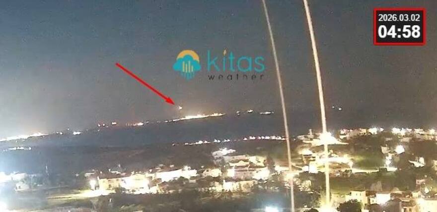 Κάμερες καιρού στην Κύπρο κατέγραψαν τα drone στη βρετανική βάση στο Ακρωτήρι