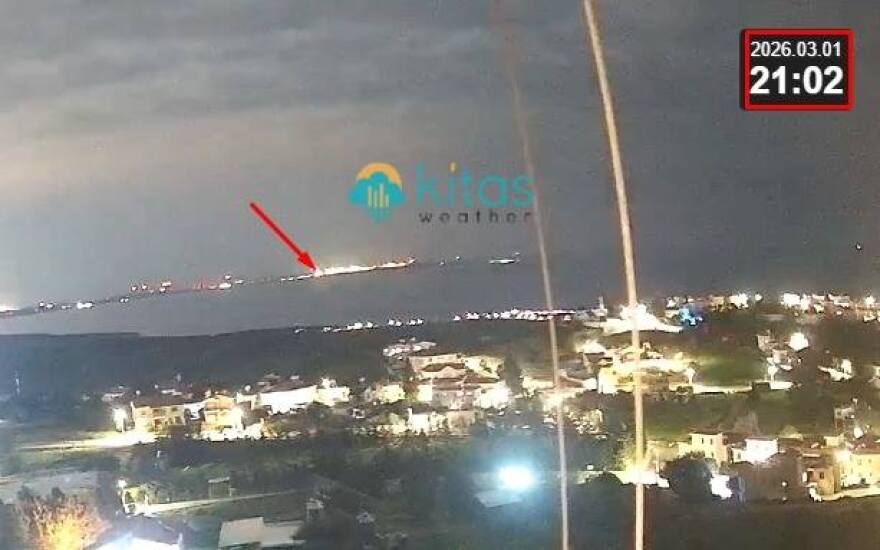 Κάμερες καιρού στην Κύπρο κατέγραψαν τα drone στη βρετανική βάση στο Ακρωτήρι