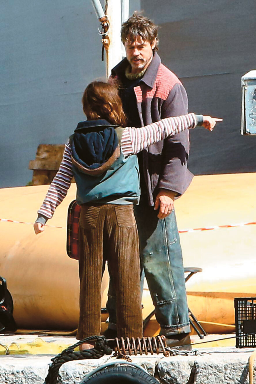 Η Ελλάδα έγινε Χόλιγουντ, η Ύδρα του '80 ξαναχτίστηκε από το μηδέν για τον Μπραντ Πιτ