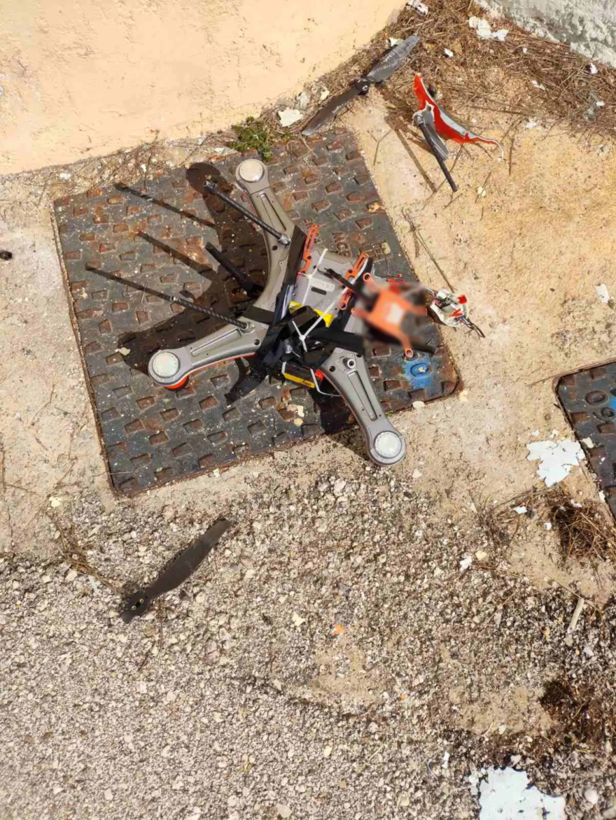 Προσπάθησαν να περάσουν με drones απαγορευμένα αντικείμενα στις φυλακές Δράμας και Λάρισας
