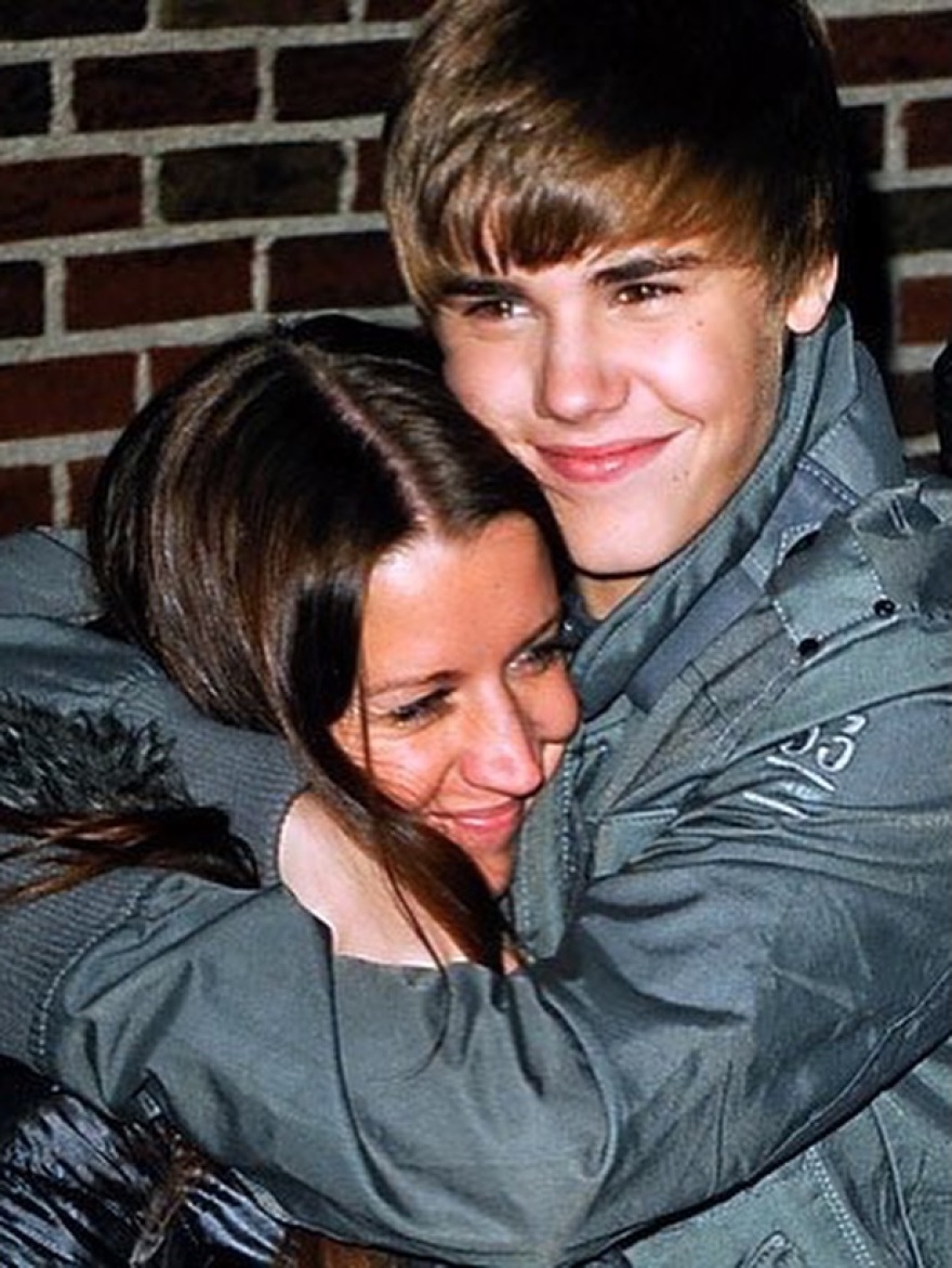 Η συγκινητική ανάρτηση που έκανε η μητέρα του Τζάστιν Μπίμπερ για τα γενέθλιά του: Είσαι το μεγαλύτερο μάθημά μου στην αγάπη