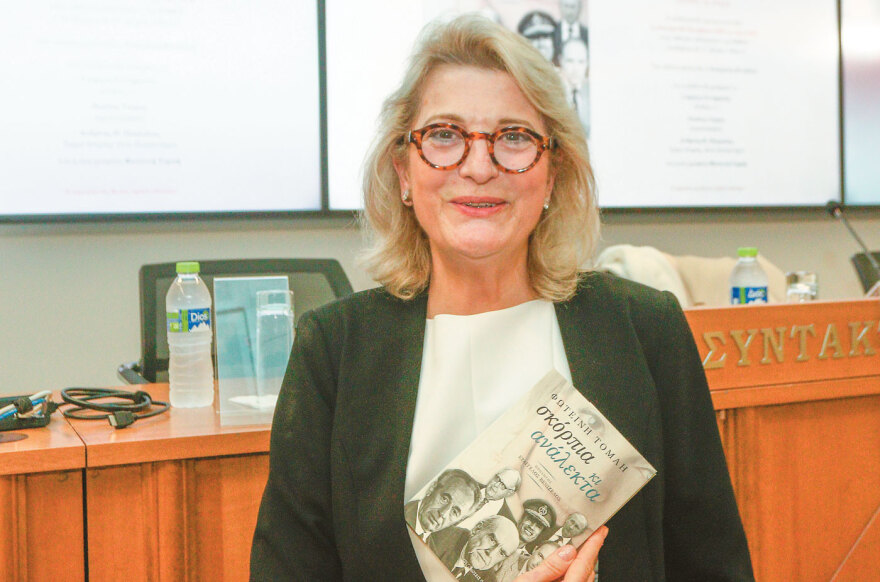 Φωτεινή Τομαή στον Δημήτρη Δανίκα: «Ο Στάλιν γελούσε, ο Εμφύλιος στην Ελλάδα είναι μια βλακεία, έλεγε»