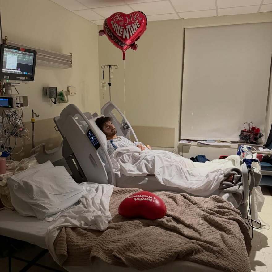 Ο 29χρονος γιος του Λίαμ Νίσον χειρουργήθηκε στην καρδιά του, το μήνυμα που έστειλε από το νοσοκομείο