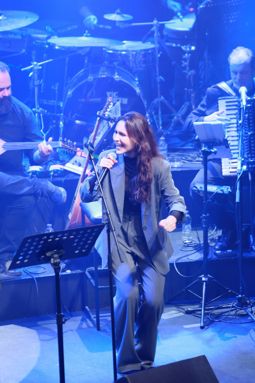 Μίνως Μάτσας: «Δικά μου ή Δανεικά» στο VOX