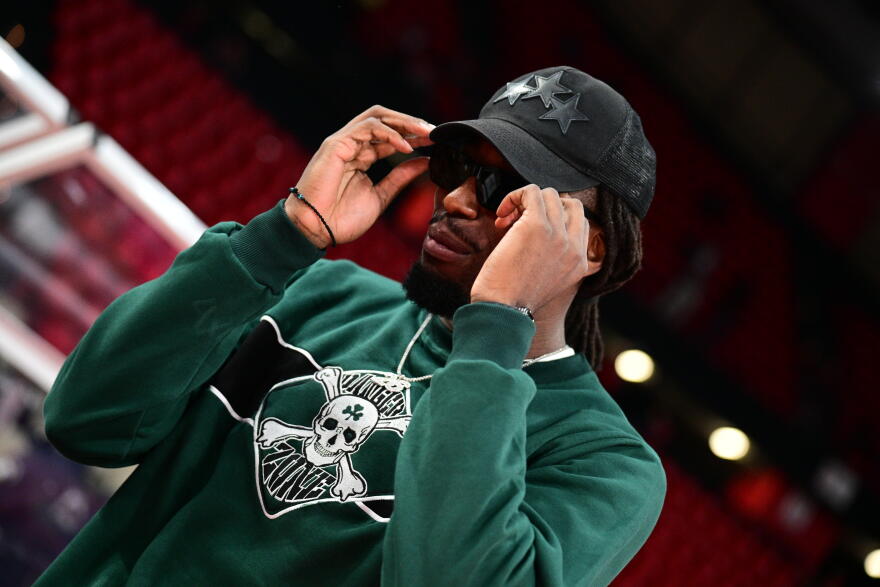 Στο ΣΕΦ με φούτερ της Θύρας 13 ο Λεσόρ: Μακάρι να μπορούσα να παίξω, βίντεο και φωτογραφίες 