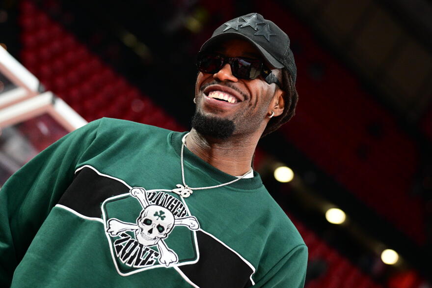 Στο ΣΕΦ με φούτερ της Θύρας 13 ο Λεσόρ: Μακάρι να μπορούσα να παίξω, βίντεο και φωτογραφίες 