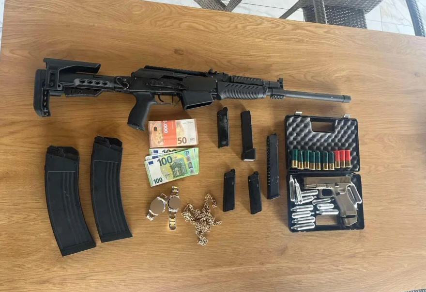 Μεγάλη απάτη με «χρυσές» λίρες στη Λάρισα: Συμμορία άρπαξε πάνω από 1 εκατ. ευρώ, πώς εξαπατούσαν ανυποψίαστους πολίτες 
