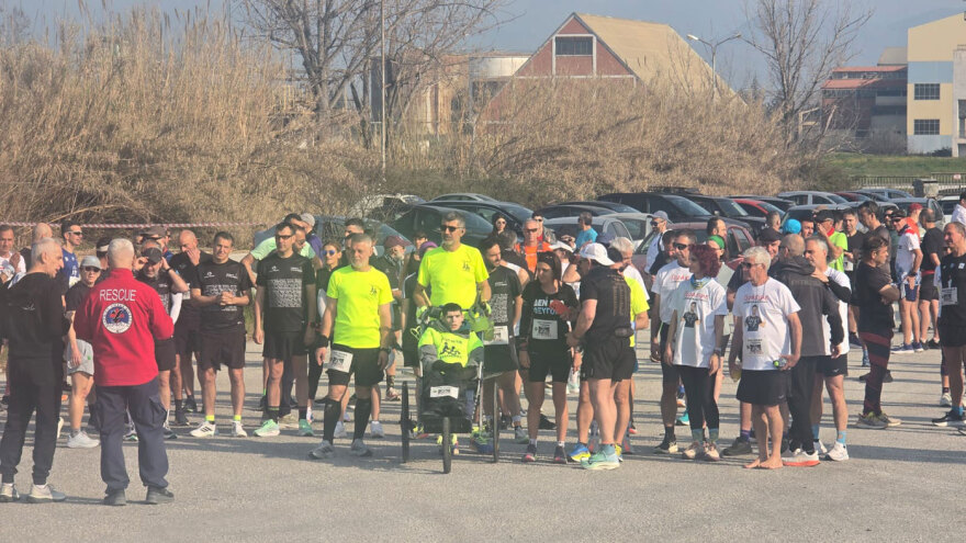 Τρία χρόνια από την τραγωδία στα Τέμπη: Αγώνας δρόμου και μοτοπορεία μνήμης για τα 57 θύματα, δείτε εικόνες και βίντεο