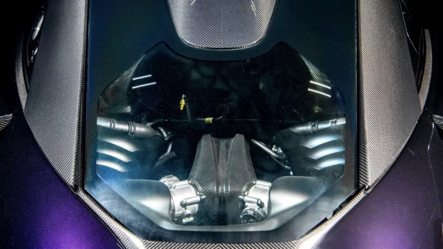 Πως μια σπάνια McLaren Senna έχασε την αξία της