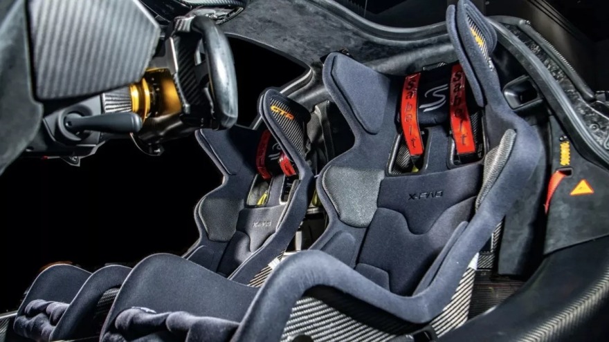 Πως μια σπάνια McLaren Senna έχασε την αξία της