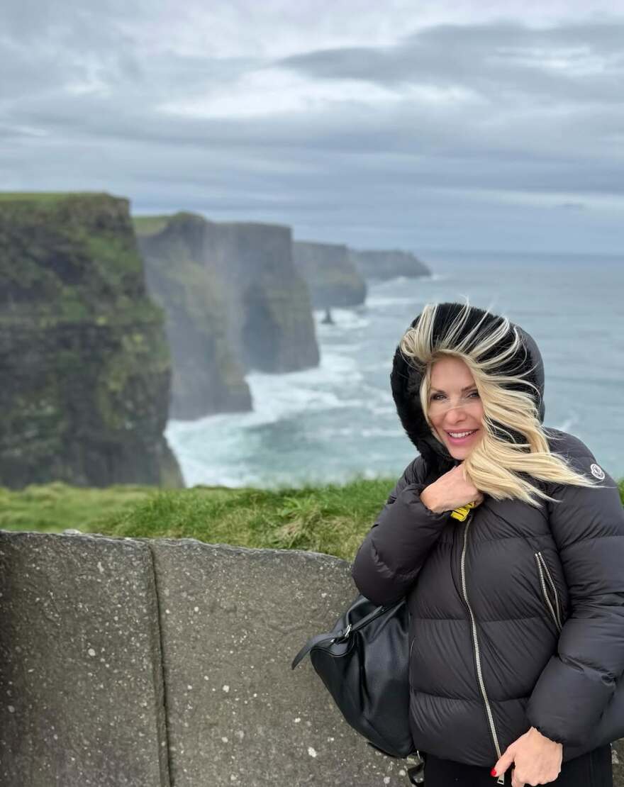 Επέστρεψε από την Ιρλανδία η Ελένη Μενεγάκη: Πέρασα φανταστικά