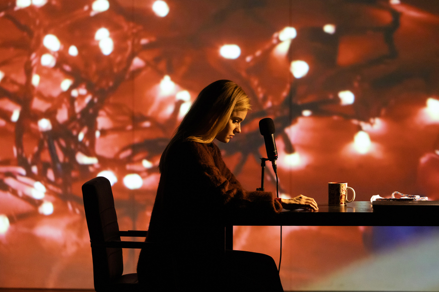 Νατάσσα Εξηνταβελώνη: Παρουσιάζει ξανά τον επιτυχημένο μονόλογο «Girls & Boys» στο Θέατρο Αλάμπρα 