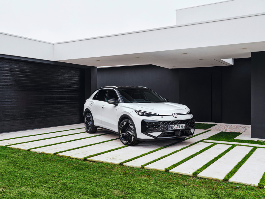 Το νέο Volkswagen T-Roc ανεβάζει τον πήχη στην κατηγορία των compact SUV