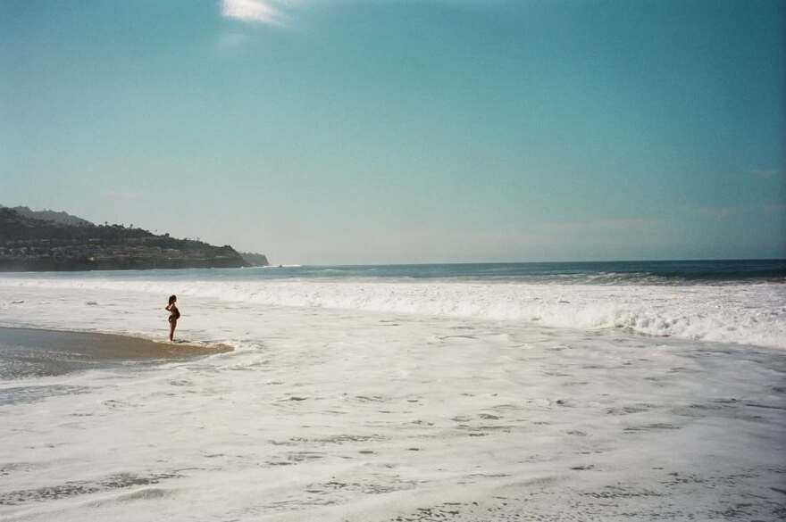 Ο Τσαρλς Μέλτον του «Riverdale» έγινε πατέρας για πρώτη φορά