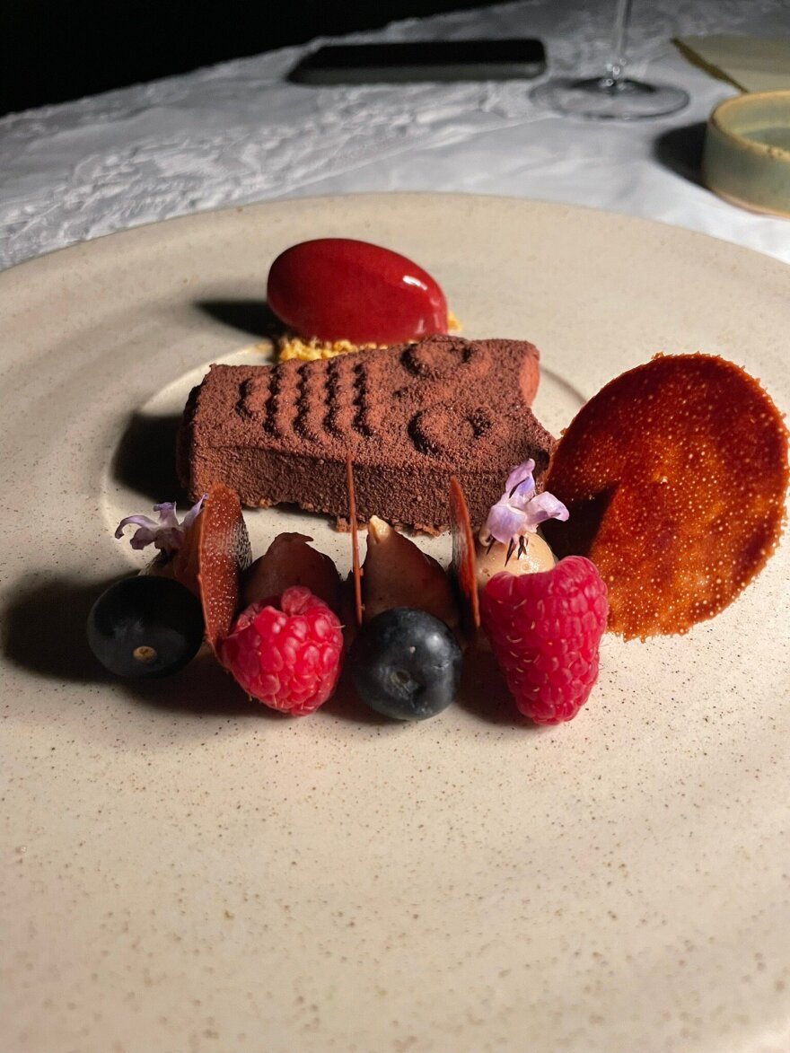 Χρυσοί Σκούφοι 2026: Αυτά είναι τα καλύτερα ελληνικά εστιατόρια για φέτος, «πρωταθλητής» o Μποτρίνι για 14η σερί χρονιά