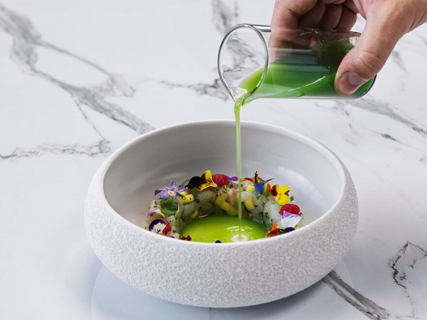 Χρυσοί Σκούφοι 2026: Αυτά είναι τα καλύτερα ελληνικά εστιατόρια για φέτος, «πρωταθλητής» o Μποτρίνι για 14η σερί χρονιά