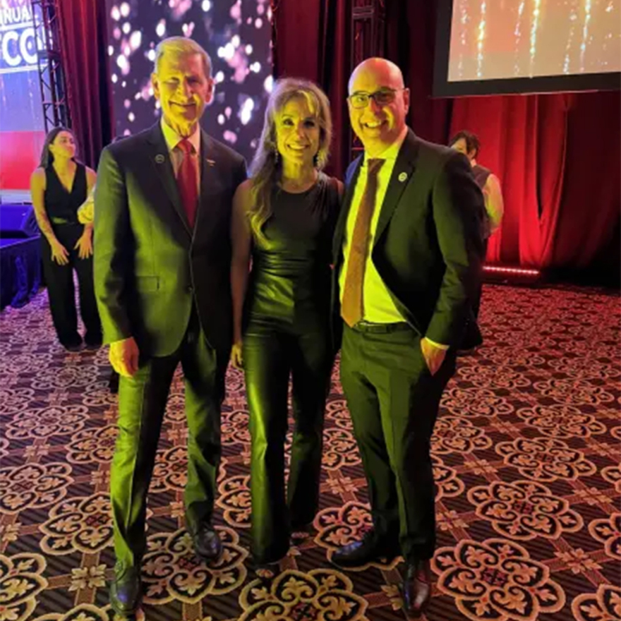 &Pi;&alpha;&rho;&alpha;ί&tau;&eta;&sigma;&eta; &laquo;&beta;ό&mu;&beta;&alpha;&raquo; &tau;&omicron;&upsilon; &pi;&rho;&omicron;έ&delta;&rho;&omicron;&upsilon; &tau;&omicron;&upsilon; &Pi;&alpha;&nu;&epsilon;&pi;&iota;&sigma;&tau;&eta;&mu;ί&omicron;&upsilon; &tau;&omicron;&upsilon; &Omicron;&chi;ά&iota;&omicron; &mu;&epsilon;&tau;ά &alpha;&pi;ό &laquo;&alpha;&nu;ά&rho;&mu;&omicron;&sigma;&tau;&eta; &sigma;&chi;έ&sigma;&eta;&raquo; &mu;&epsilon; &Epsilon;&lambda;&lambda;&eta;&nu;ί&delta;&alpha; podcaster