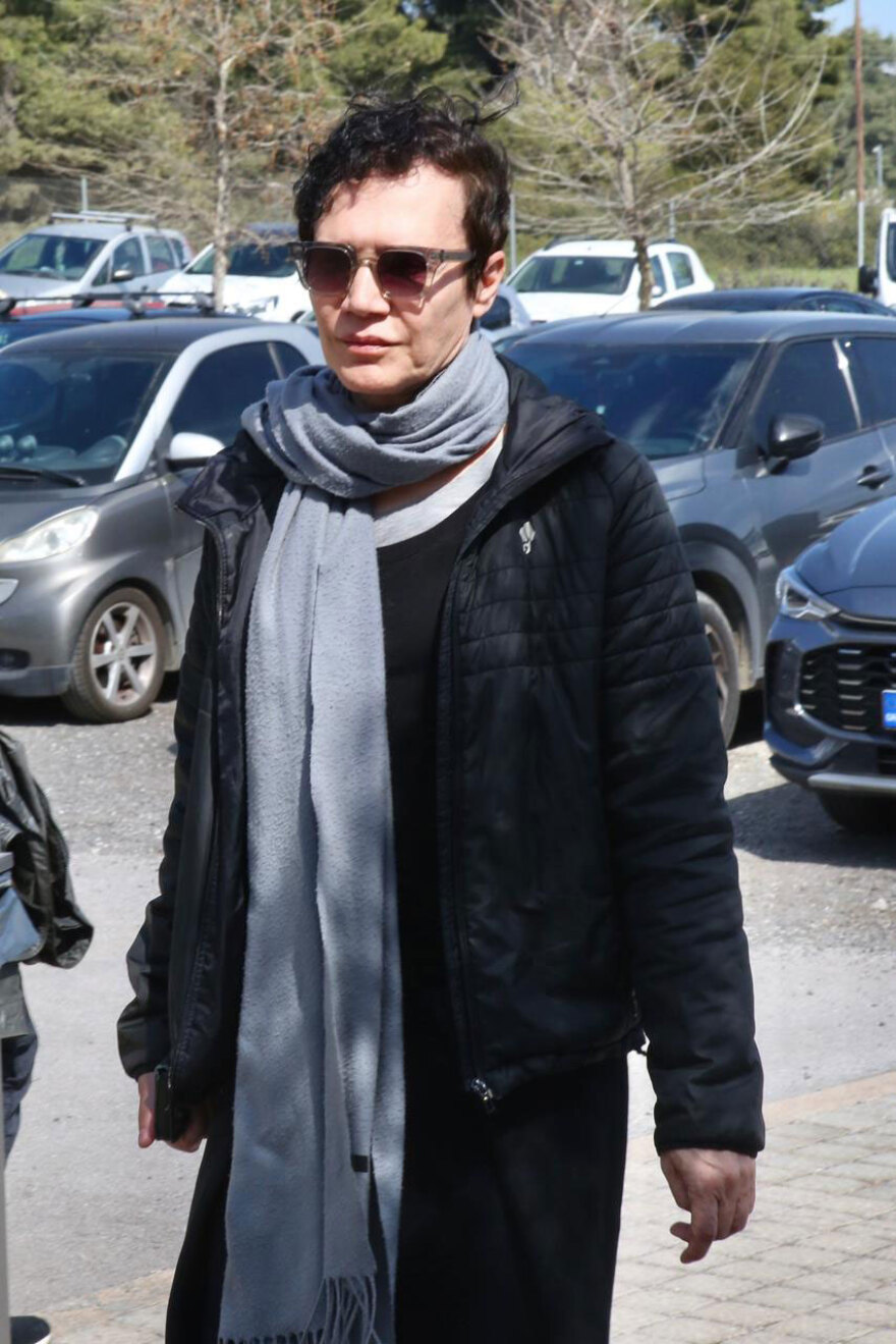 Το τελευταίο αντίο στον Χρήστο Βαλαβανίδη στο  Αποτεφρωτήριο Ριτσώνας, δείτε φωτογραφίες