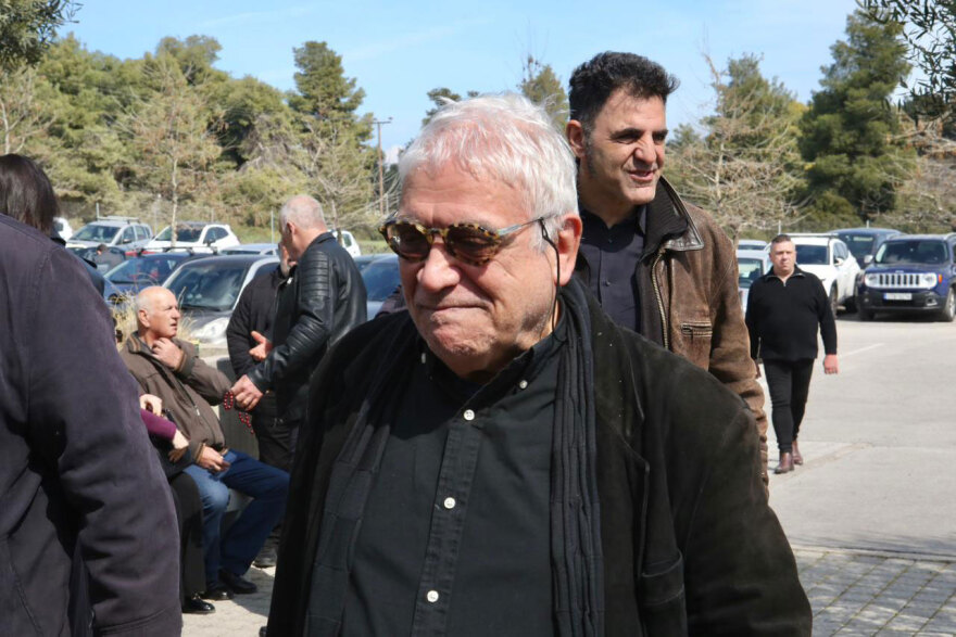 Το τελευταίο αντίο στον Χρήστο Βαλαβανίδη στο  Αποτεφρωτήριο Ριτσώνας, δείτε φωτογραφίες