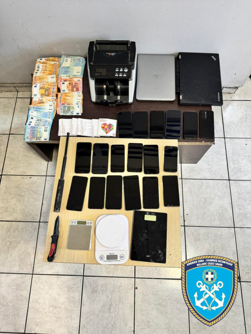 Το Λιμενικό κατέσχεσε 219 κιλά κάνναβης skunk αξίας άνω των 750.000 ευρώ - 3 συλλήψεις