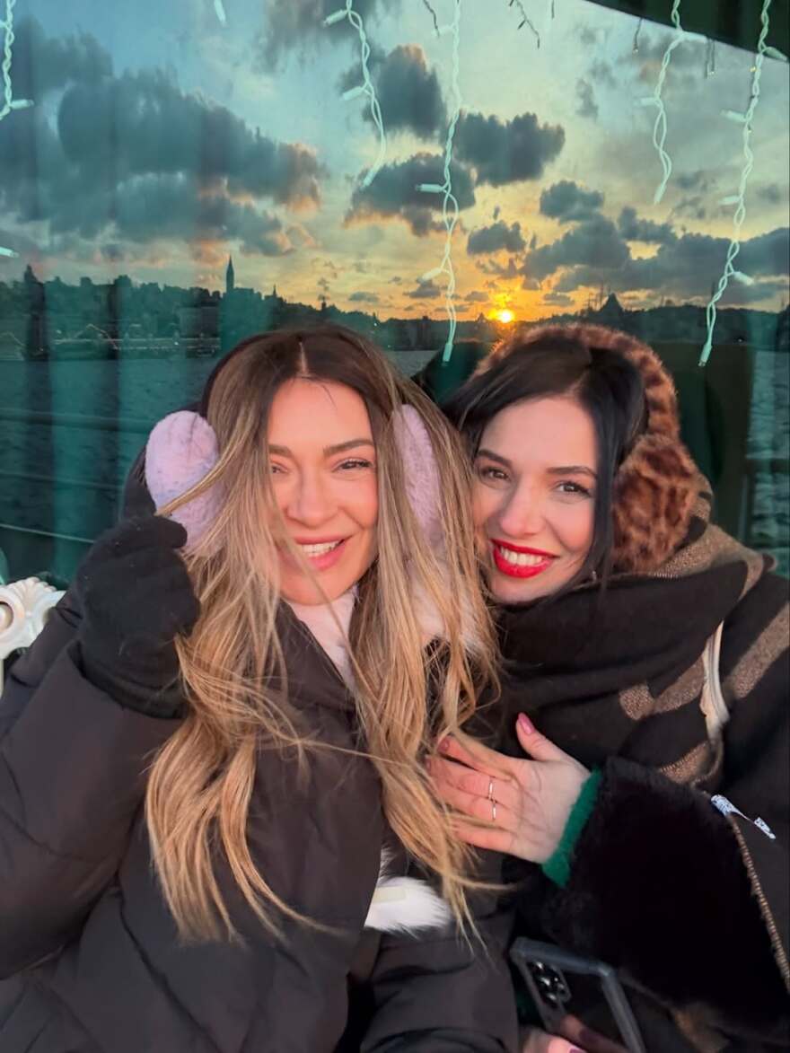 Η Αποστολία Ζώη ταξίδεψε στην Κωνσταντινούπολη, οι εικόνες από τον Βόσπορο και τη συνοικία Μπαλάτ 
