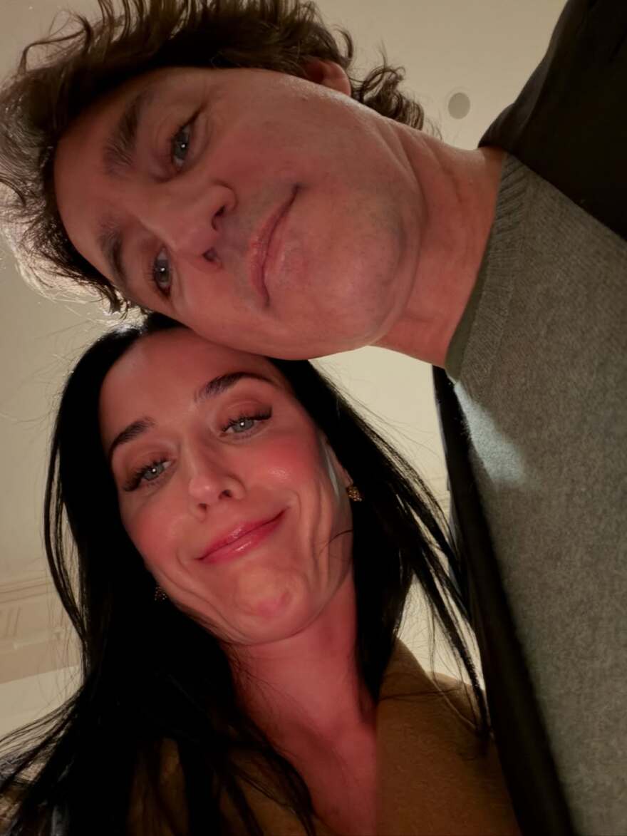 Οι τρυφερές φωτογραφίες της Κέιτι Πέρι με τον Τζάστιν Τριντό και την κόρη της: «Θέλουν να αλλάξουν τον κόσμο μαζί»