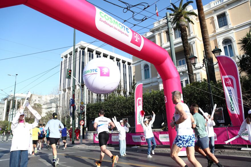Η μεγάλη γιορτή του Ημιμαραθωνίου στο κέντρο της Αθήνας
