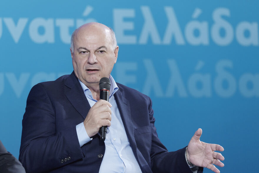 Πιερρακάκης: Η οικονομία διαρκώς βελτιώνει τις επιδόσεις της, παρά το δύσκολο γεωπολιτικό περιβάλλον