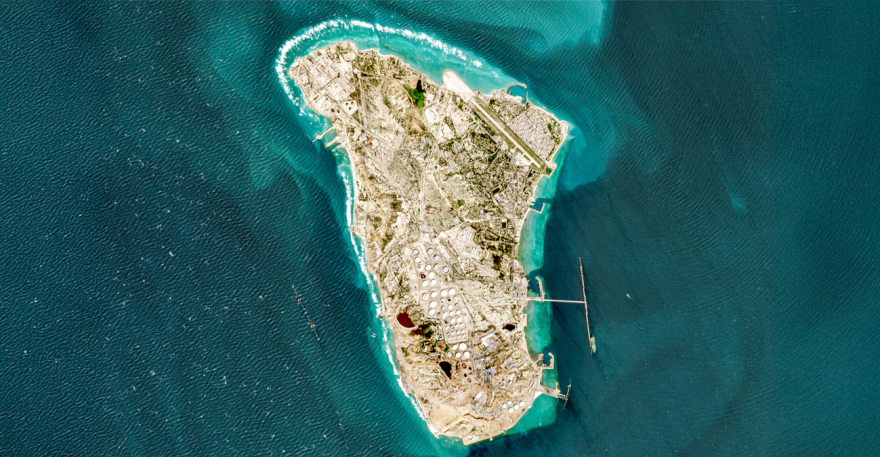 Τι σκέφτεται ο Τραμπ για το νησί Χαργκ: Κατάληψη ή ναυτικό αποκλεισμό για να ξεμπλοκάρουν τα Στενά του Ορμούζ