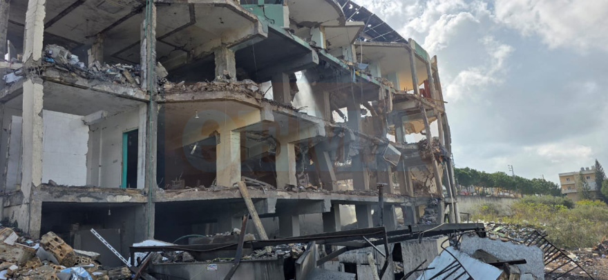 Το protothema.gr στα ερείπια νοσοκομείου στον Λίβανο: 12 νεκροί μετά το χτύπημα του Ισραήλ, το χρησιμοποιούσε η Χεσμπολάχ, λέει το Τελ Αβίβ