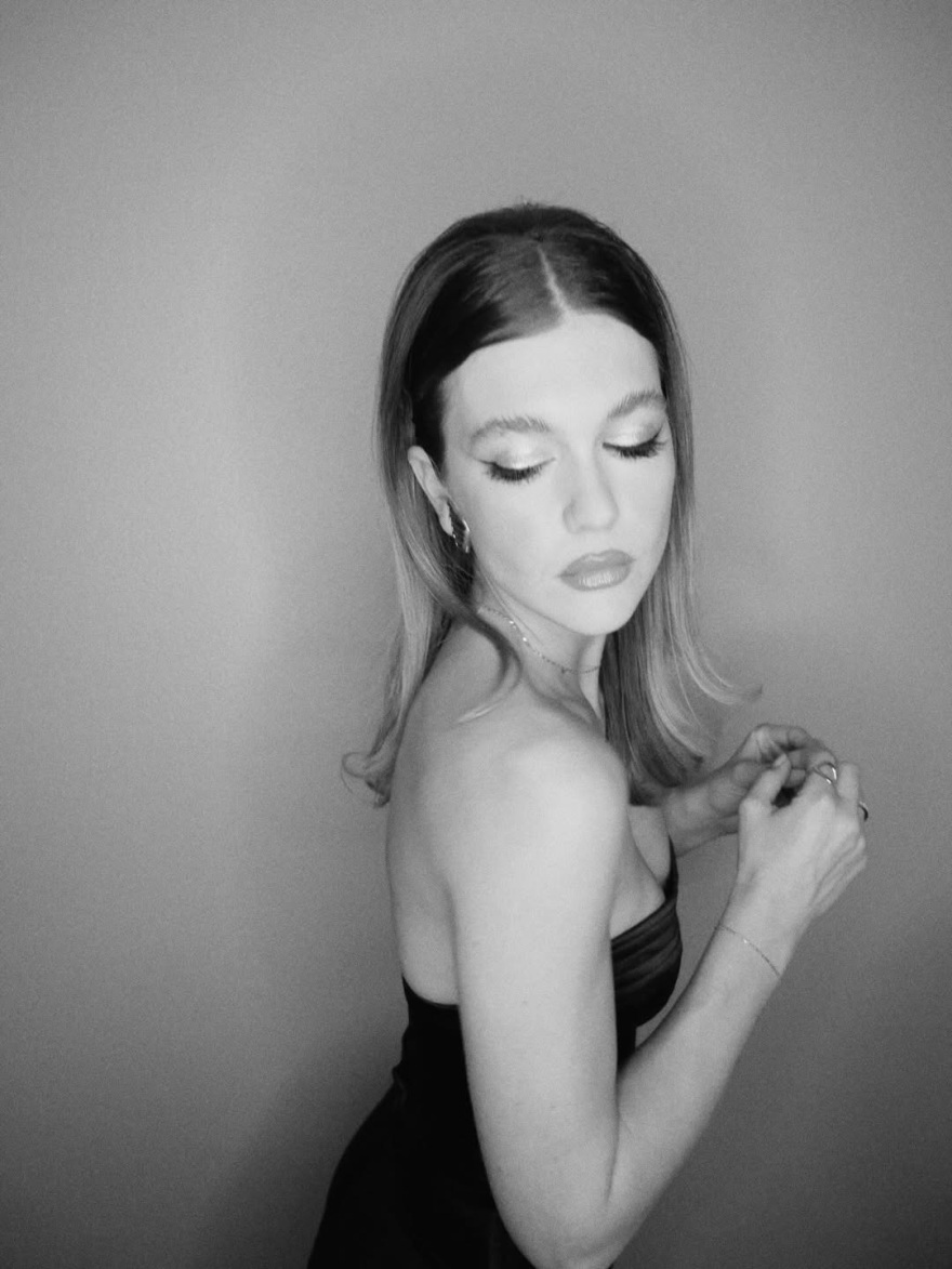 Η Κλέλια Ανδριολάτου στο ετήσιο πάρτι του Έλτον Τζον για τα Όσκαρ