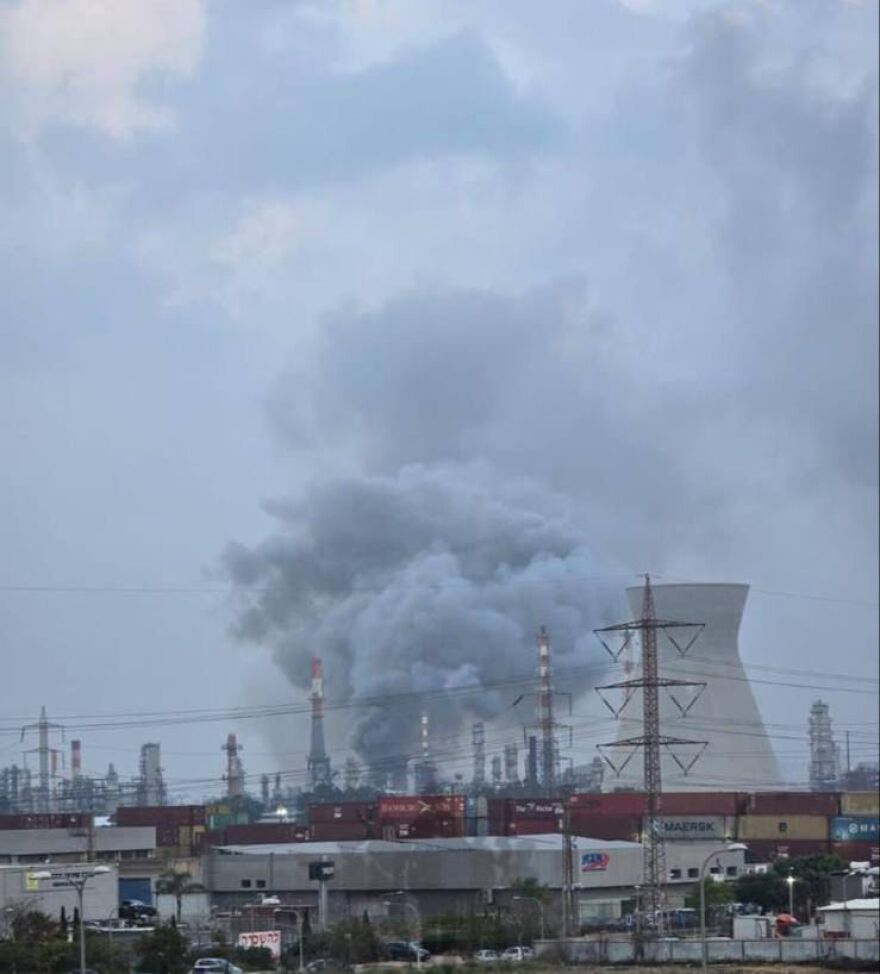 Ιρανικοί πύραυλοι χτύπησαν διυλιστήριο στη Χάιφα