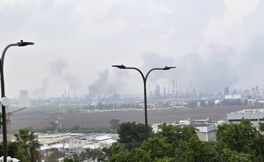 Ιρανικοί πύραυλοι χτύπησαν διυλιστήριο στη Χάιφα