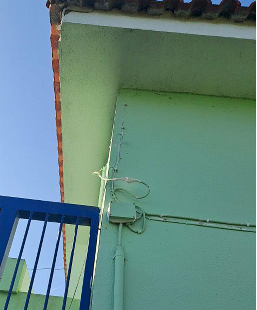 «Επεσαν από τα σύννεφα για τα παιδιά τους» οι γονείς που πλήρωσαν 7.000 ευρώ για τις ζημιές τους σε σχολεία της Θέρμης