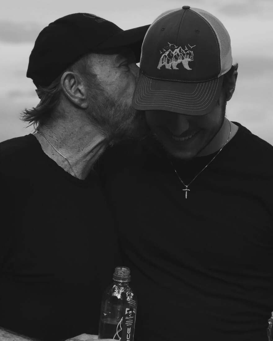 Συντετριμμένος ο γιος του Τσακ Νόρις: Είμαι τόσο περήφανος που είμαι παιδί σου