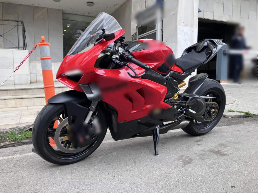 Έκλεβαν τον ΕΦΚΑ και αγόραζαν πολυτελή αμάξια και σπίτια, πώς λογιστές έστησαν την απάτη εκατομμυρίων με μοντέλα, επιχειρηματίες και TikTokers