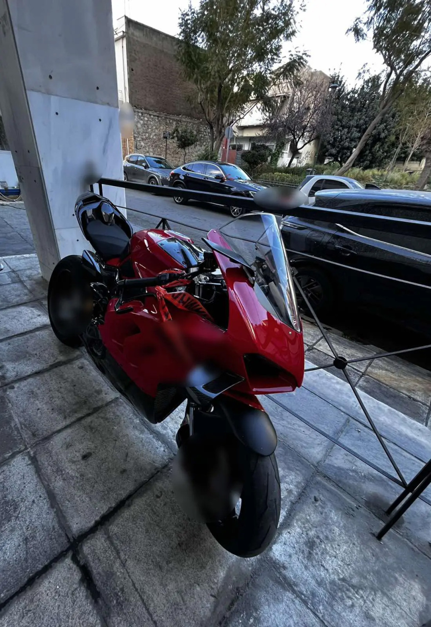 Έκλεβαν τον ΕΦΚΑ και αγόραζαν πολυτελή αμάξια και σπίτια, πώς λογιστές έστησαν την απάτη εκατομμυρίων με μοντέλα, επιχειρηματίες και TikTokers