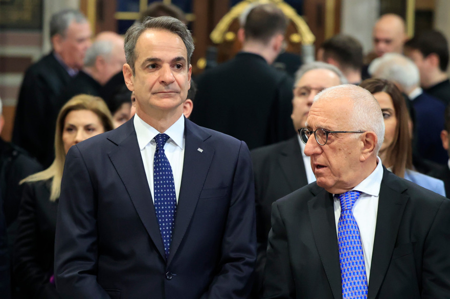 Παρουσία Τασούλα και  Μητσοτάκη η δοξολογία στη Μητρόπολη για την 25η Μαρτίου, δείτε φωτογραφίες και βίντεο