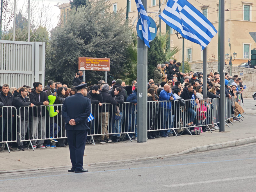 Live η μεγάλη στρατιωτική παρέλαση στην Αθήνα για την 25η Μαρτίου