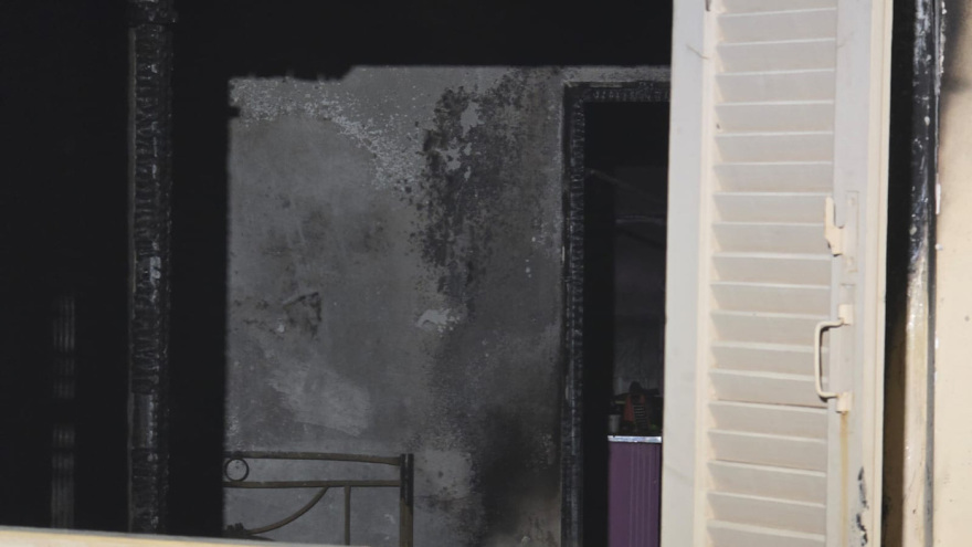 Πώς έχασαν τη ζωή τους μητέρα και κόρη στον Βόλο: Συγκλονιστική μαρτυρία, «είδα άνθρωπο να φλέγεται στην αυλή» - Από σόμπα η φωτιά