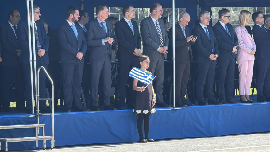 Με λαμπρότητα ο εορτασμός της 25ης Μαρτίου στη Θεσσαλονίκη, ολοκληρώθηκε η μαθητική παρέλαση - Βίντεο και φωτογραφίες