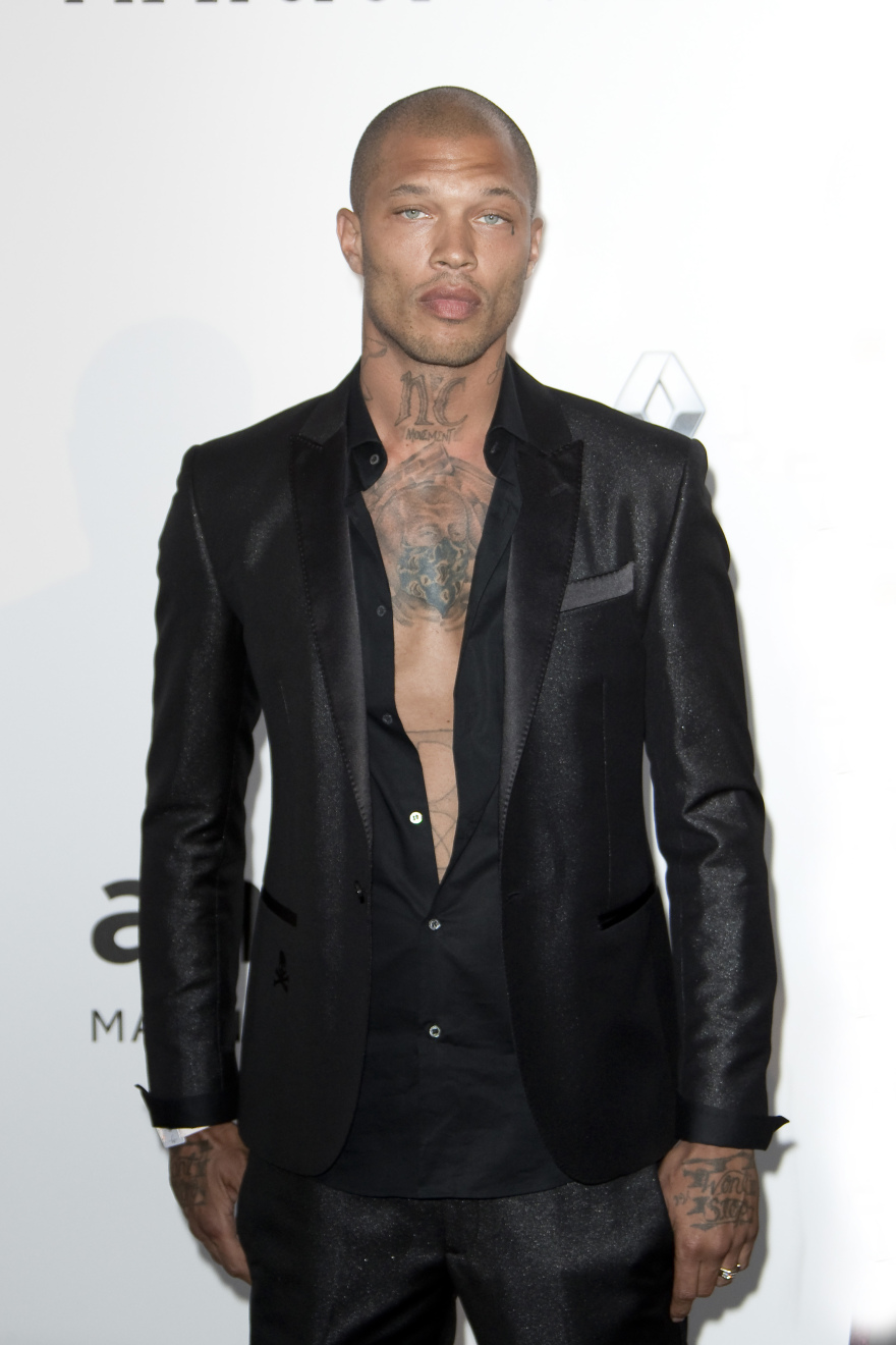 Τζέρεμι Μικς: Νέες αποκαλύψεις του «πιο σέξι εγκληματία του κόσμου» για την περίοδο που ήταν φυλακή - Οι φανατικοί θαυμαστές δεν άφηναν τον 5χρονο γιο του να τον δει