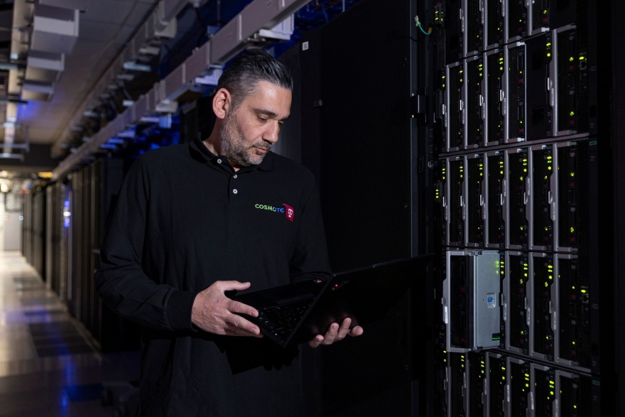 COSMOTE TELEKOM: Νέες υποδομές Data Center φέρνουν την Τεχνητή Νοημοσύνη πιο κοντά στις επιχειρήσεις