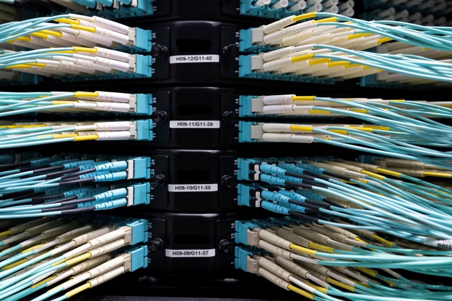 COSMOTE TELEKOM: Νέες υποδομές Data Center φέρνουν την Τεχνητή Νοημοσύνη πιο κοντά στις επιχειρήσεις