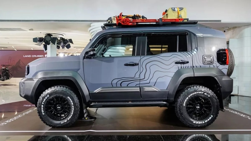 Η Toyota αποκαλύπτει το νέο Land Cruiser FJ